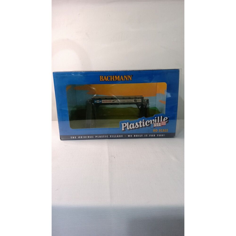 Bachmann Plasticville Pedestrian Bridge HO Scale 45003